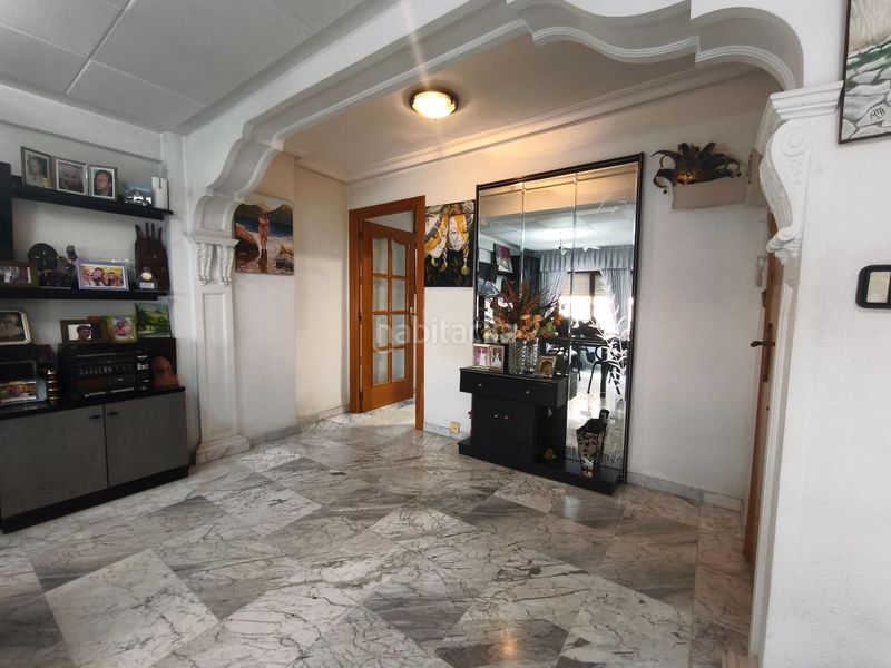 Foto b4004cd6-1148-447b-a006-5daef6857627. Piso entreplanta en Carolinas Altas en Carolinas Altas Alicante