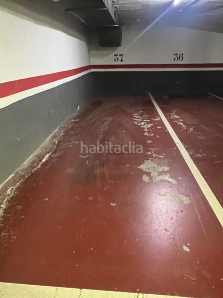 Foto 5a3f5ffd-497a-42eb-a50a-ac23d6bc1fda. Location parking voiture dans carrer de valentí almirall 6 dans Sabadell