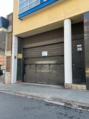Lloguer Aparcament de moto a Carretera de mollet 32. Plaça de parquin de lloguer per 1 moto.