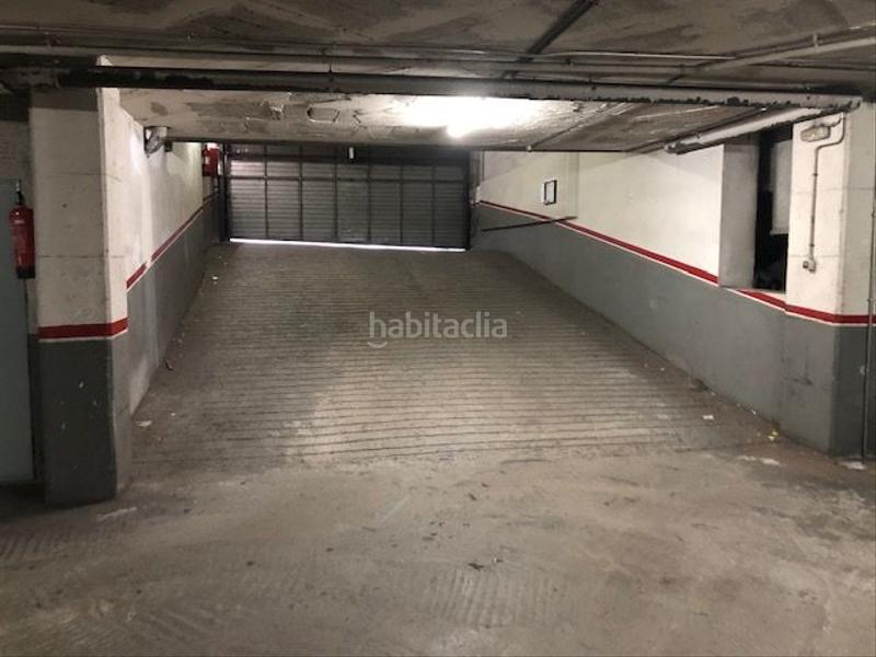 Foto 11b6a58f-afd7-40fe-9276-3eca9c726ec1. Miete motorradparkplatz in carretera de mollet 32 in Sabadell