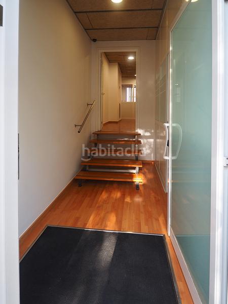 Foto fcbd3868-8bd3-448b-9f55-3a76ecedb062. Alquiler local comercial local/despatx de 148m2. en venda i lloguer en perfecte estat. en Sabadell