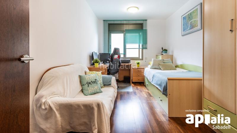 Foto d0f5cedf-f857-4b63-82a1-b64295bb2407. Dúplex espectacular duplex de 4hab. amb terrassa a la Creu Alta. en Sabadell
