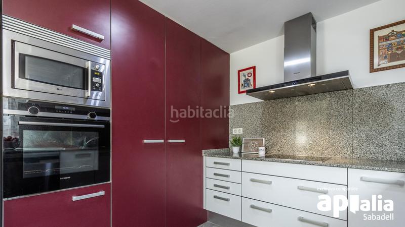 Foto d8c70062-f4f1-44fd-acd5-afb151d4cfbf. Dúplex espectacular duplex de 4hab. amb terrassa a la Creu Alta. en Sabadell