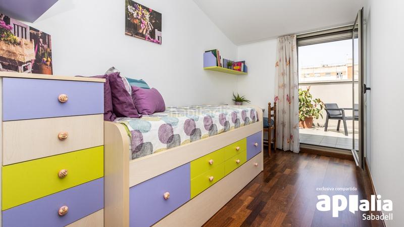 Foto dd3b0b78-b07a-4d9d-9998-614f21a088cd. Dúplex espectacular duplex de 4hab. amb terrassa a la Creu Alta. en Sabadell
