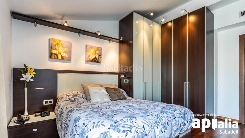 Foto df68e2c7-77fe-4602-983d-483c40732962. Dúplex espectacular duplex de 4hab. amb terrassa a la Creu Alta. en Sabadell
