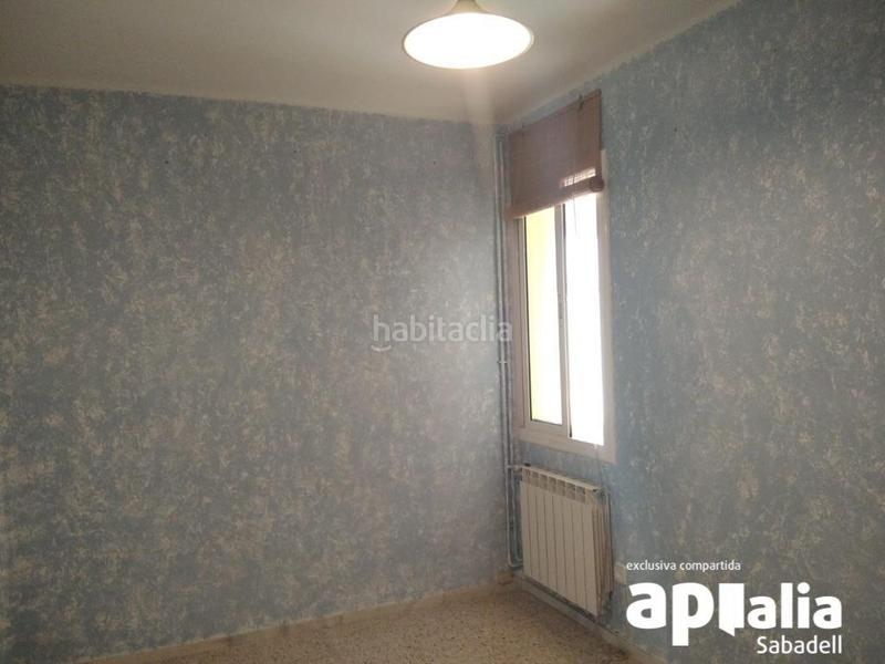 Foto 41061df8-a57a-4a1a-89cd-31904cbea827. Piso pis venda 4hab. avda. concordia, nomes per inversors. en Sabadell