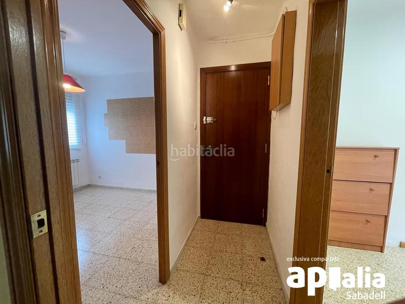 Foto 4cbb4c6c-fb13-4ab5-8d47-8a6e485918b2. Piso pis venda 4hab. avda. concordia, nomes per inversors. en Sabadell