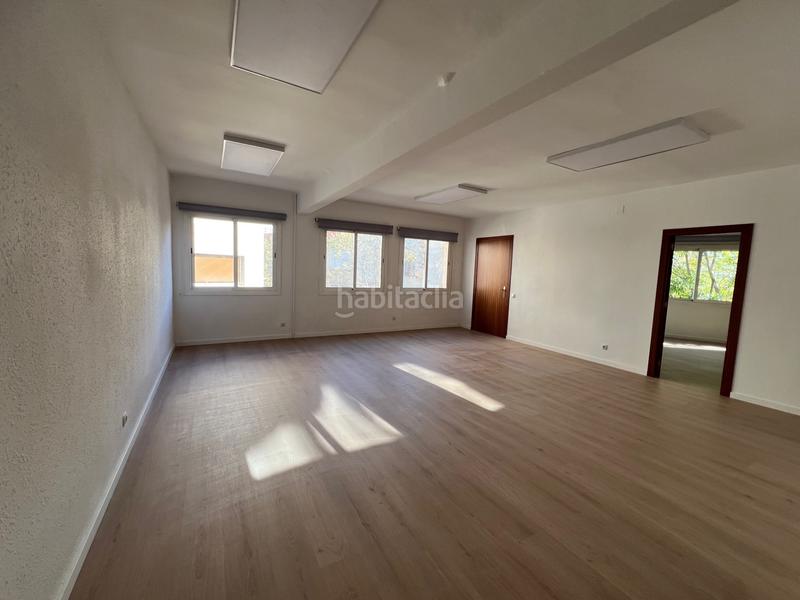 Foto 10e5f14d-ac54-4f2c-8b86-3bbccba39618. Location bureau dans Centre Sabadell