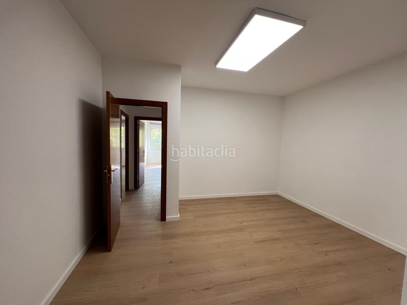 Foto 1fedc982-d5ea-4eed-aff3-915e9bef08e1. Miete büro in Centre Sabadell