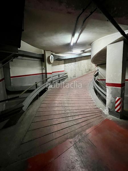 Foto fdcefec3-c952-470d-b752-0f5536b726dd. Affitto posto auto in Centre Sabadell