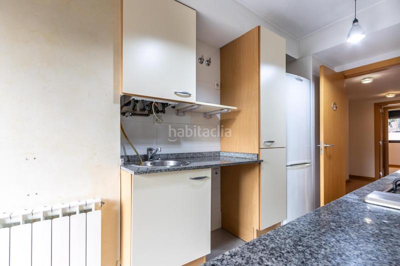 Foto 697fc37e-e880-40fa-94c9-db186afbfe84. Piso pis venda impecable de 3hab. al costat de la rambla. en Sabadell