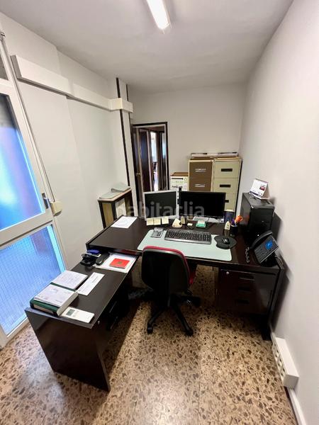 Foto 2eb85c2e-6360-409d-a97f-ce6c388b3b0d. Rent office space with heating parking in Centre Sabadell