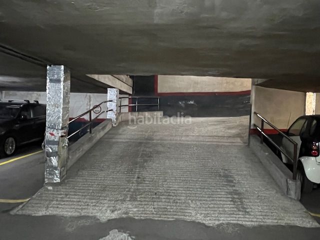 Foto c5860169-f335-4229-9537-3c6b21df56f4. Aparcament cotxe a Centre Sabadell