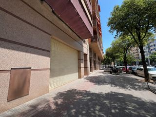 Business premise in Centre