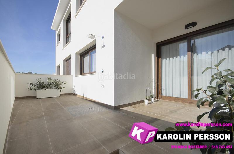 Foto c39709af-5db4-40a1-a68d-b5efdd74f4ff. Casa con piscina in Los Balcones-Los Altos Torrevieja