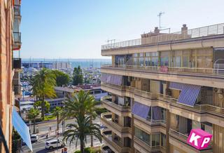 Pis  Canalejas. Luminoso apartamento en el centro de santa pola cerca de la play