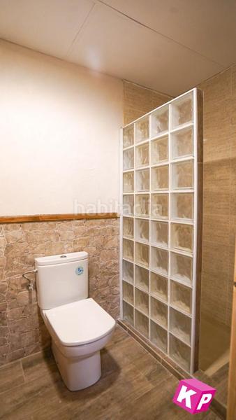 Foto f0b7ec7e-03ee-4c20-addf-730e494cecea. Ground floor in Centro Santa Pola