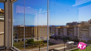 Maison  De portugal. Casa adosada con piscina, parking y trastero