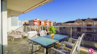 Appartement  De portugal. Apartamento moderno con piscina y parking