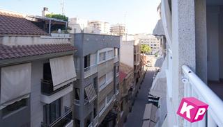 Pis  Hernán cortés. Piso en centro de santa pola