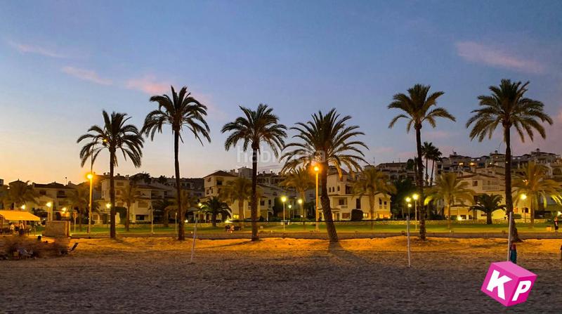 Foto 3734b584-d1e9-43f7-be77-dfca7e7a8b51. Piano terra con parcheggio piscina in Calas Santiago Bernabeu Santa Pola