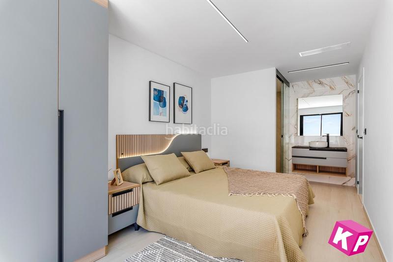 Foto 72f99c7a-a432-4003-9215-bf76eb8fd261. Flat with parking pool in El Raso Guardamar del Segura