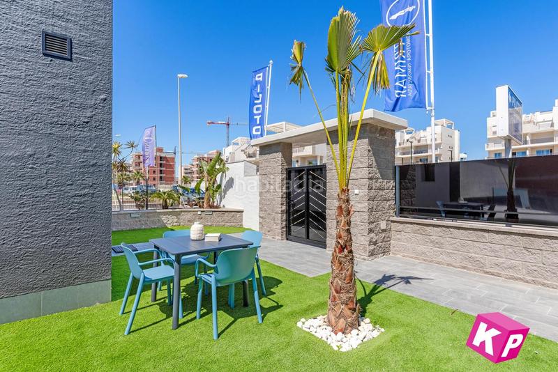 Foto 79e1f9e9-355a-4529-9016-96e8d9c186e0. Flat with parking pool in El Raso Guardamar del Segura