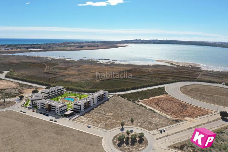 Foto cf0ca808-a290-44a1-9a21-0e319a9c9381. Flat with parking pool in El Raso Guardamar del Segura