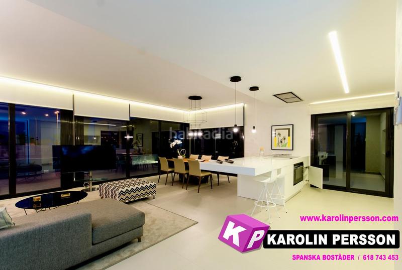 Foto 8c9114a5-3e72-45e7-a7cd-b93e9602a284. Maison avec piscine dans Campoamor Orihuela