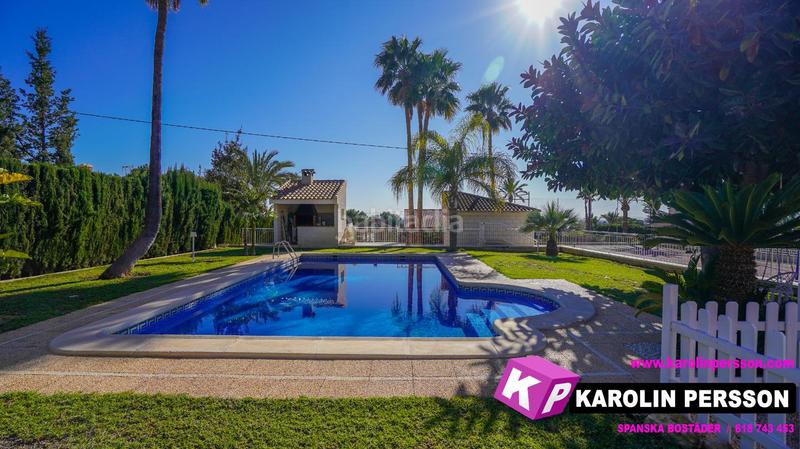 Foto a14a65cd-2c7f-4065-bf40-9dd81077dda8. Casa amb calefacció piscina a Jubalcoi Elche / Elx