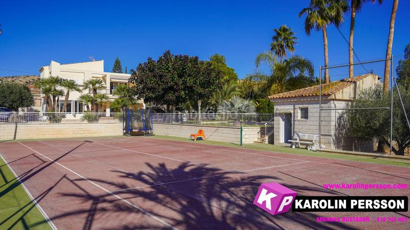 Foto b6dad816-0ccd-420c-9257-c539e4200f56. Casa amb calefacció piscina a Jubalcoi Elche / Elx