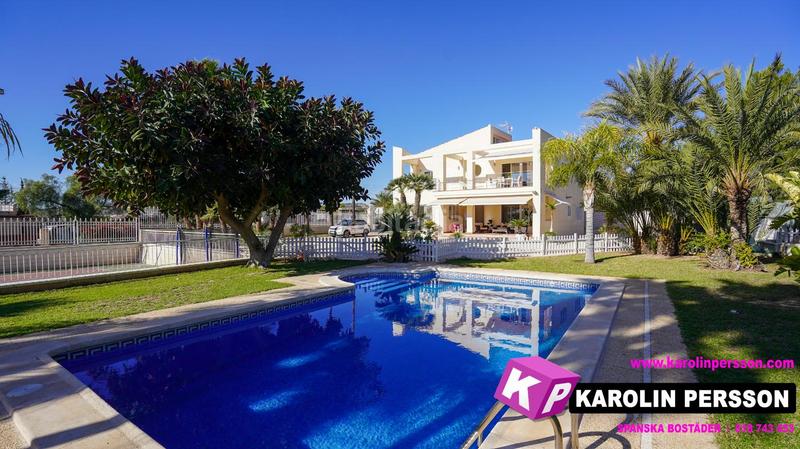 Foto f5d26847-f9f0-4358-b135-fc01dbac7f30. Casa amb calefacció piscina a Jubalcoi Elche / Elx