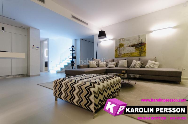 Foto adb5ee28-dd71-408f-9856-781bb6cdb9ba. House with pool in Campoamor Orihuela