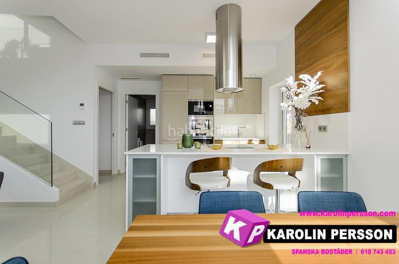 Foto e2004db9-67d3-450b-8753-4c6f311a9449. Casa amb aparcament piscina a Cala Marqués Vera