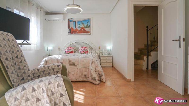 Foto cebccf37-1ab4-43e0-bf3d-1d4db45da431. House in Gran Playa Santa Pola