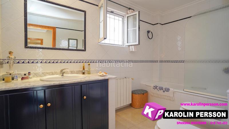 Foto 78f3d461-cc5f-41e4-9668-8ff1e9085375. Casa chalet adosado en bonavista, elche en Jubalcoi Elche / Elx