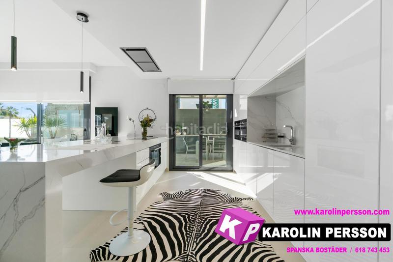 Foto a5b6132d-43eb-4b3b-928f-aa288b62f2b1. Maison avec piscine dans Campoamor Orihuela