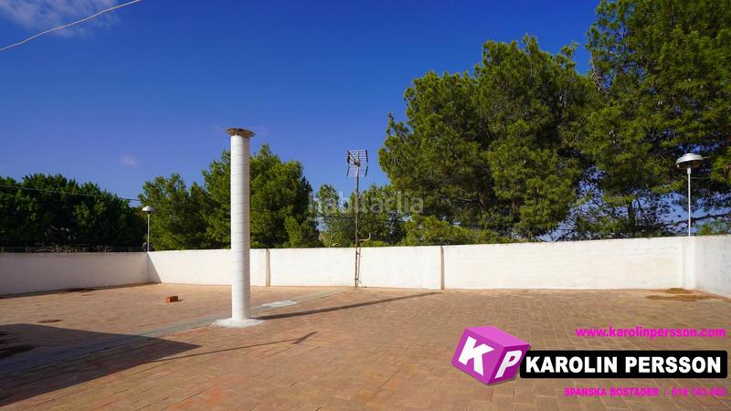 Foto 8f8d3060-cd1f-47f8-ae48-dc3ac5b220e8. Casa con parcheggio in Peña de las Águilas Elche / Elx