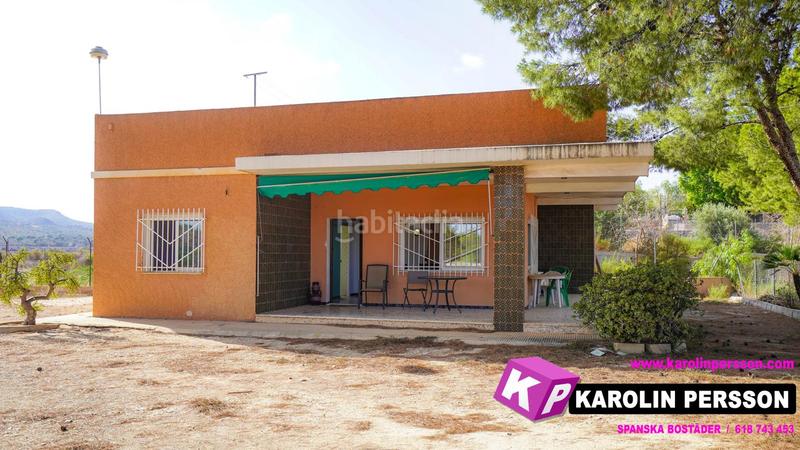 Foto ced6595d-1fbe-475d-bcb9-4d40180503ad. Casa con parcheggio in Peña de las Águilas Elche / Elx