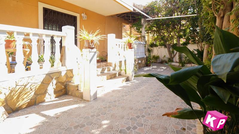 Foto 53f8423a-56fd-4d26-83d2-e54c654be60e. House with parking pool in Calas Santiago Bernabeu Santa Pola