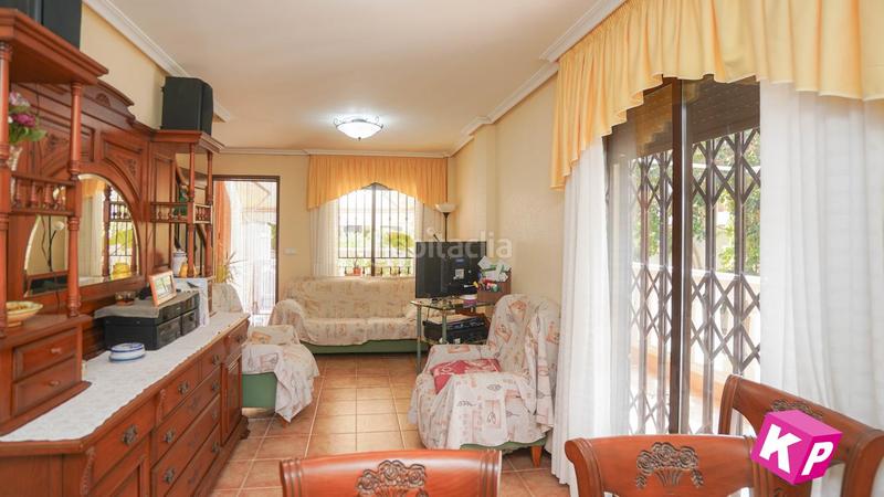 Foto 795a6885-5ffa-4b47-90de-81e6d2007540. House with parking pool in Calas Santiago Bernabeu Santa Pola