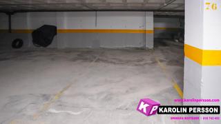 Parking coche  Zaragoza. Plaza de parking en garaje, gran playa