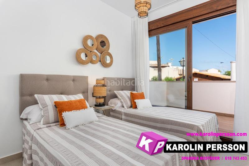 Foto a57ba6ae-753f-47d0-8625-e3cf2f59d873. Casa bungalow planta baja con 2 terrazas en Los Balcones-Los Altos Torrevieja