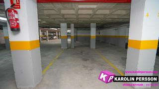 Parking coche  Zaragoza. Plaza de parking en garaje, gran playa