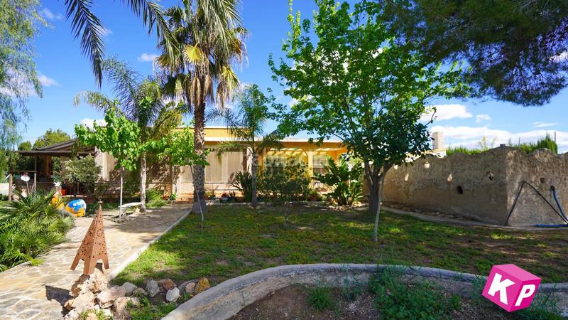 Foto 5bccd575-db4b-4daa-82c3-d8c2fe10638c. Casa amb aparcament piscina a Valverde Elche / Elx