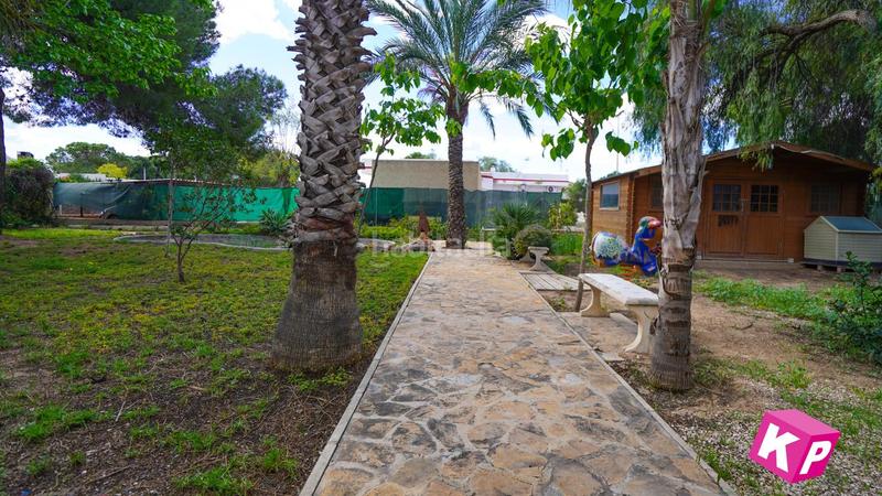 Foto 8b8502e3-e0e6-42c1-aedc-17b1eb21fd95. Casa amb aparcament piscina a Valverde Elche / Elx