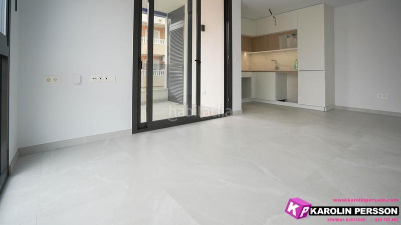 Foto 0ff6a015-4cdf-43de-946f-4f0813dabd18. Flat with pool in Las Piscinas Naturales Torrevieja