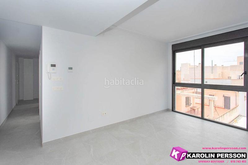 Foto 6b1d4651-f13d-4d21-b4d0-f7ef29228f06. Flat with pool in Las Piscinas Naturales Torrevieja