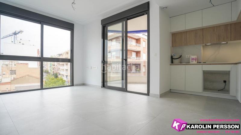 Foto 9c085c1a-d4ed-4773-b8e5-dfaf9505aa34. Flat with pool in Las Piscinas Naturales Torrevieja