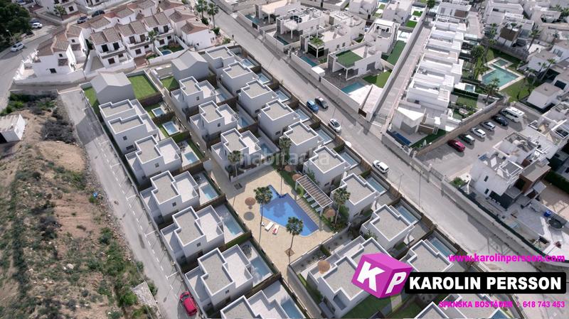 Foto 9729a396-83d7-4580-bd29-29ce6e6a2a41. Maison avec piscine dans Los Almendros Orihuela